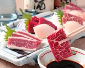 美しくサシの入った熊本産桜肉
