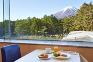 富士山ビューレストランでの朝食風景
