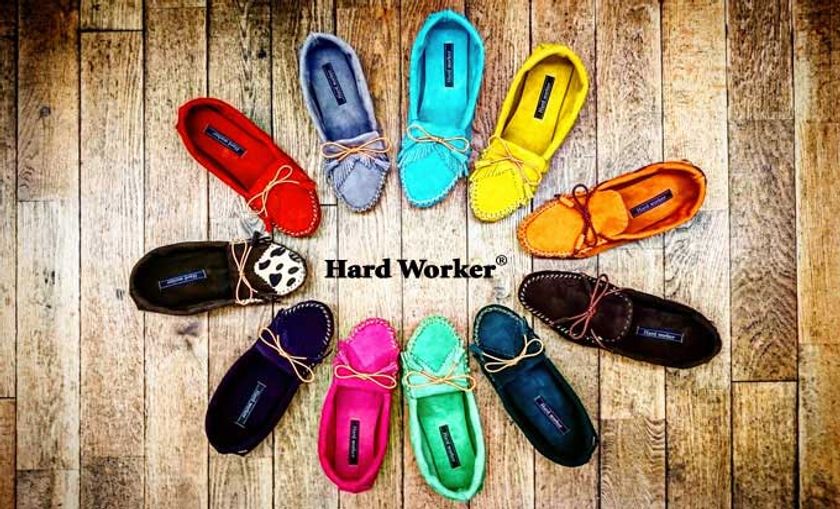 “靴の街”神戸三宮で、自分だけの靴を作る！
『モカシン・ドライビングシューズコース』新設