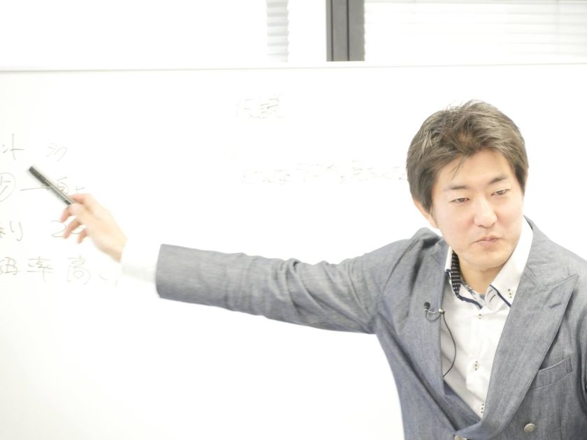 MBA歯科医師が、業界改革に立ち上がる！
業界初！MBA(経営学修士)理論に基づいた本格的な
“歯科経営者向け“マネジメント研修
「Dental Business Academy」第1期ベーシックコース開催！