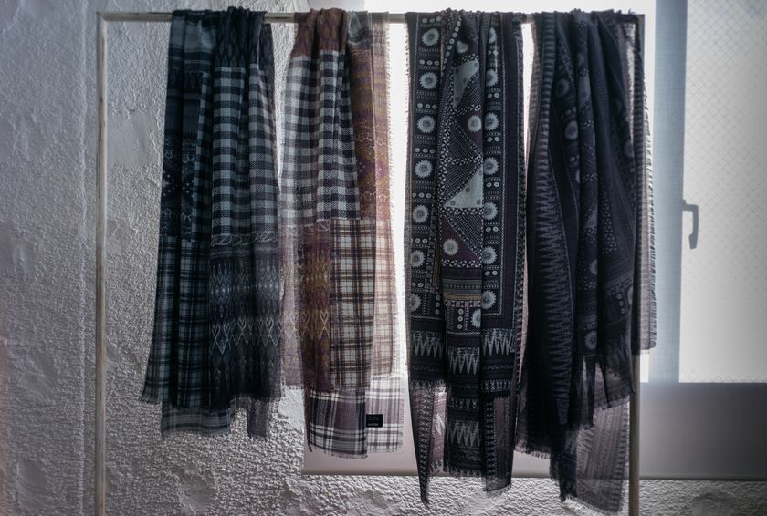 “ファッションは、自由であれ！”
EarldomとFACTOTUMが出会い生まれた、
新感覚のネックウェア2017A/Wコレクションに誕生