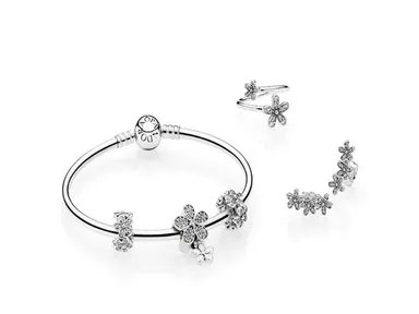 PANDORA Spring Collection