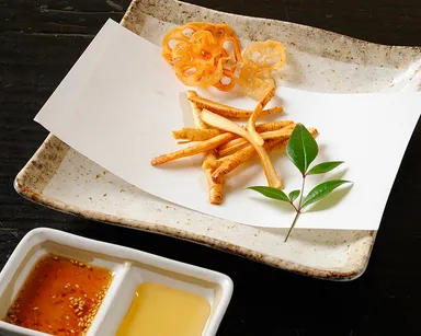 料理・高麗人参の揚げ