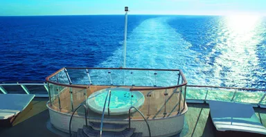 屋外ジャグジー