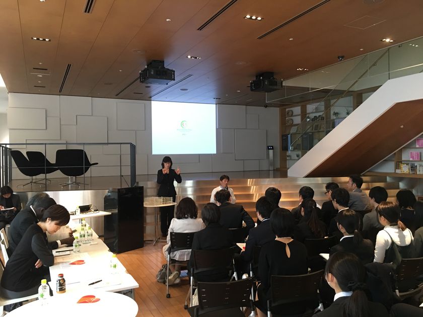 車いす利用者・外国人旅行者等、日本の観光地を
“誰もが楽しめる都市”にする建築・デザイン
「バリアレスシティ　アワード＆コンペティション2016」
表彰式＋シンポジュウム開催報告