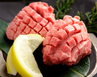 厚切り牛タンステーキ 1枚980円(税抜)