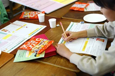 カンロ飴を届けたい人を考える