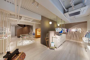 2階ベビー＆シューズのフロア