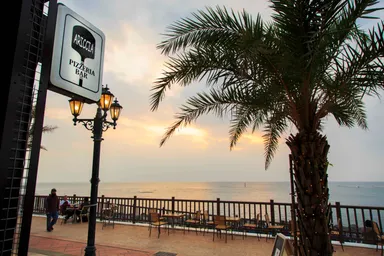 夕暮れ時のマジックアワー