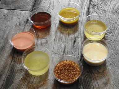 ドレッシングは8種類