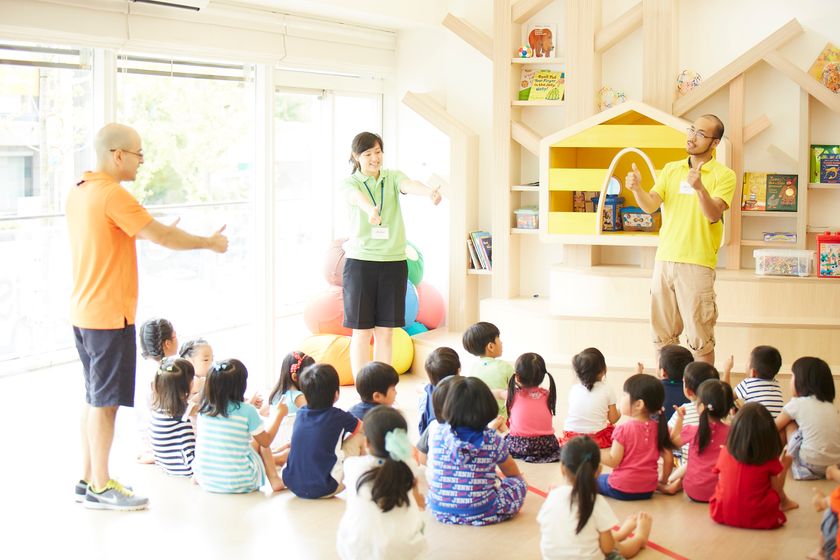 子どもの英語力とグローバルスキルを独自の指導で育む
夙川キンダーガーテンが2017年4月より認可外保育施設に