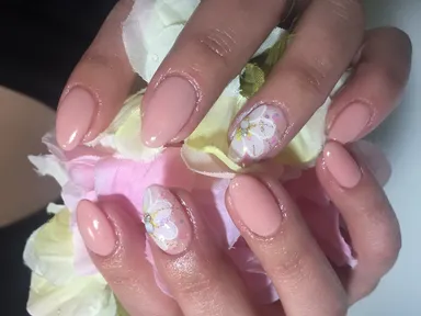 salonDearestのネイルアート2