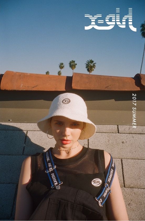 レディースストリートブランドX-girlが
2017 SUMMERコレクションのルックブックとムービーを公開