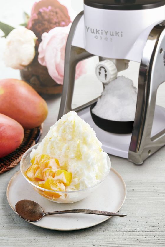 累計10万個出荷のかき氷メーカー『YukiYuki』新モデル　
モノトーンカラー・削りやすいどっしりボディで4月末発売