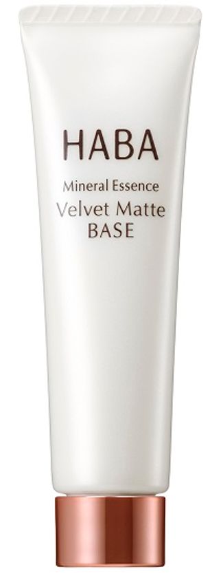 ~ひと塗りでつるつるマット肌に!~
毛穴とテカリにアプローチする部分用化粧下地
2017年4月24日(月)より新発売!
『つるつるマットベース』