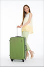 スーツケースは買うより借りる！春の旅行キャンペーンで洗えるスーツケースのレンタルを4月5日から期間限定割引