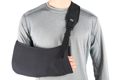 アームスリング エアー クイックアジャスト装着例