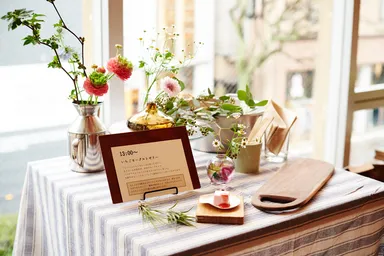 昼「いちごヨーグルトゼリー」