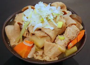 食べ放題「おふくろもつ煮」