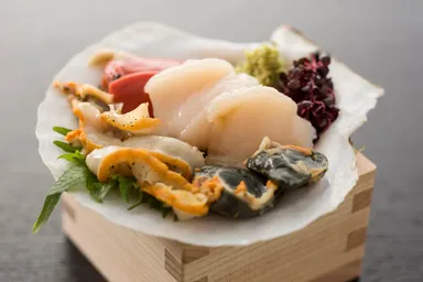 陸奥湾ホタテの刺身