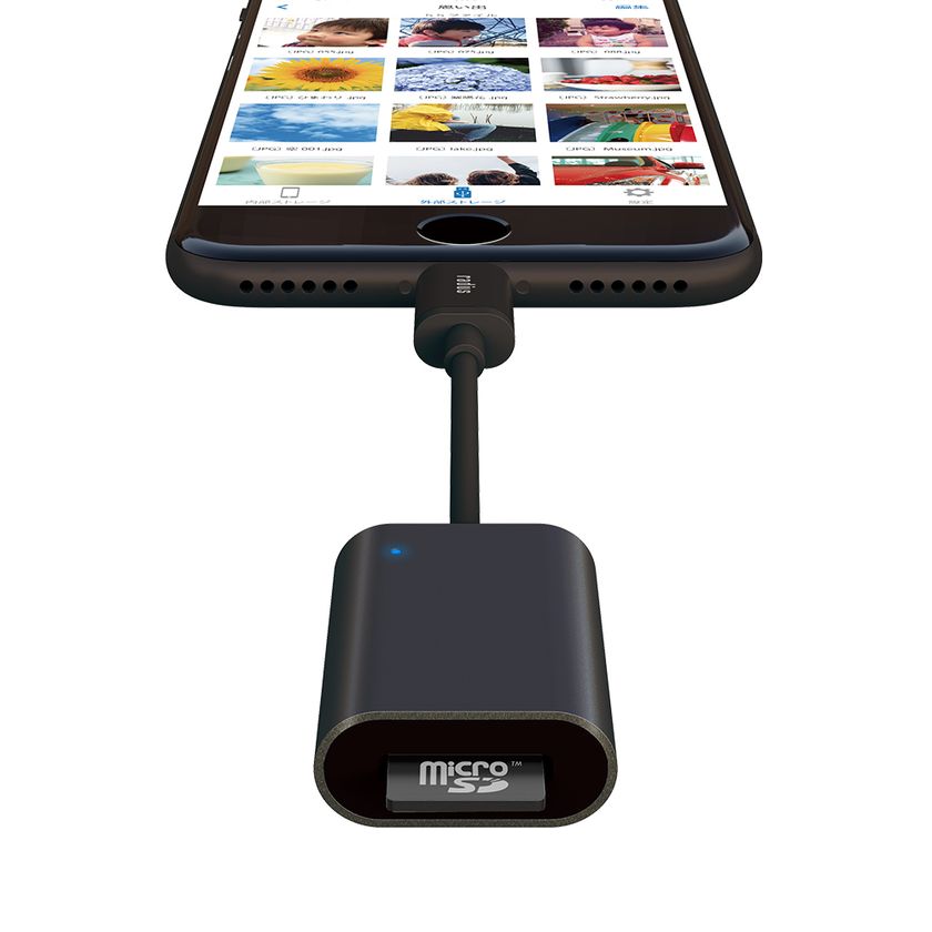 iPhone用小型microSDカードリーダーに
新色ブラックが4月22日に登場！
～iPhoneで動画や写真がもっと楽しめる！～