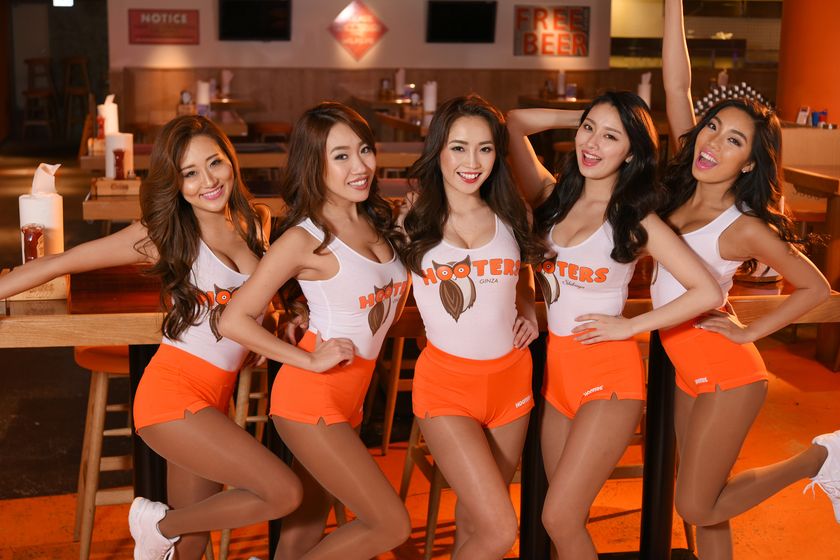 4月～7月のプレミアムフライデーは「HOOTERS」×クルージング
　4月28日にはコンテストに出場するHOOTERS GIRLがお出迎え