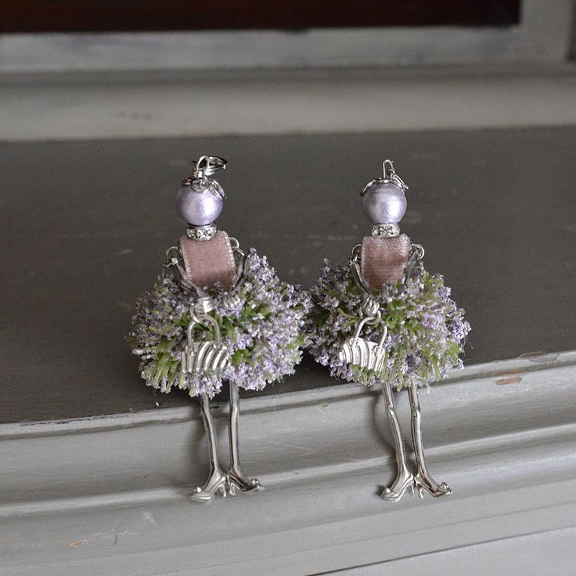 母の日に“花をまとった”ドールアクセサリーを　
全国の主婦たちによる世界に一つのハンドメイド作品を
新宿・横浜で発売