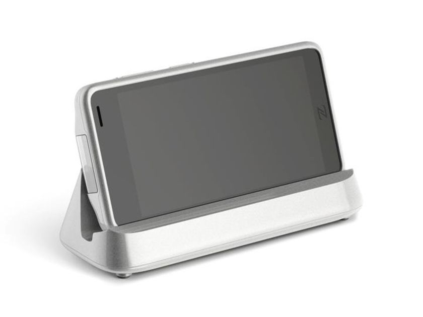 シーエスイー、5月17日～19日『EDIX 2017』に出展　
出席データ収集用モバイル型ICカードリーダー
新機種「Pit-21A」を展示