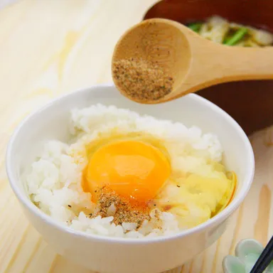 だしパックを破いてダシ粉として使用