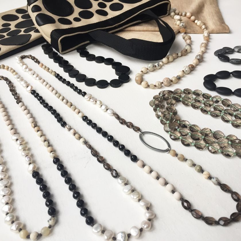 春夏こそ“モノトーンアクセサリー”で大人の装いを　
東京ミッドタウン「WISE・WISE tools」、
5月20日～6月4日に天然石アクセサリーの展示販売会を開催