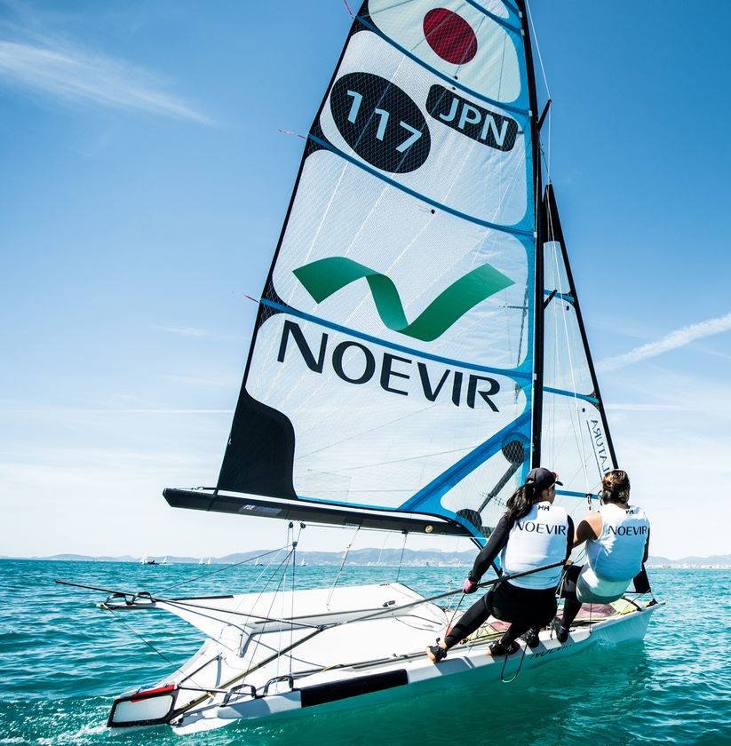 「ノエビア女子セーリングチーム」
“49erFXクラス”の新チームを結成
