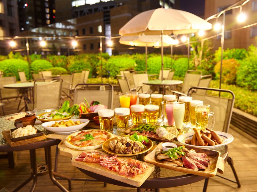 GWはヘルシーな馬肉ビアガーデンへ！
飲み放題付きコースが5月末まで人数×1,000円引き