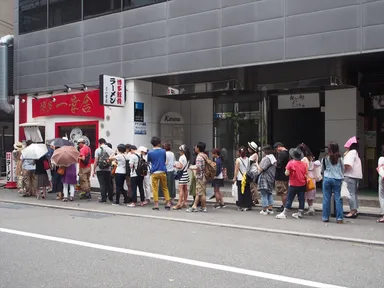 博多本店の様子