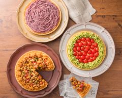 まるでケーキのようなビジュアルなのに味わいはクリーミー＆濃厚な新感覚ポテトサラダ「ポテトクリーム」
