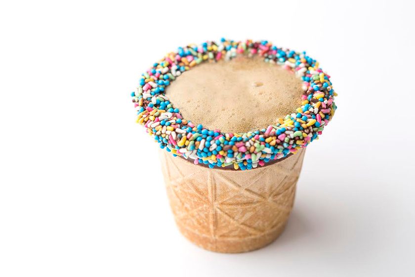 食べるカップ「コーンショット」×「スイーツビール」　
GW、ヨコハマフリューリングスフェストに登場