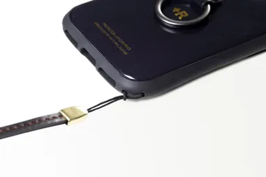 ストラップホール