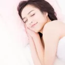 胃腸の働きが活発になった状態で眠りにつくと、眠りながらも胃腸は動き続けなければなりません。