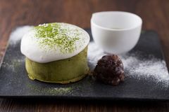 新茶の季節に食べたい！大阪・天王寺「MARUFUJI CAFE」に濃厚宇治抹茶のホットケーキ＆アフォガード新登場