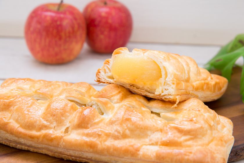 信州産りんごだけを使用したアップルパイ　
2017年6月1日(木)より販売開始