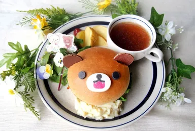 チャイロイコグマのがお～！てりやきチキンバーガープレート　1,500円