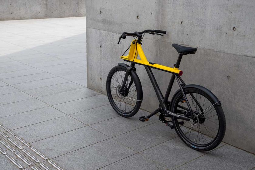 日本初上陸！オランダ生まれの自転車ブランド「VanMoof」より
次世代スマートバイク＋電動アシスト付き最新モデル登場