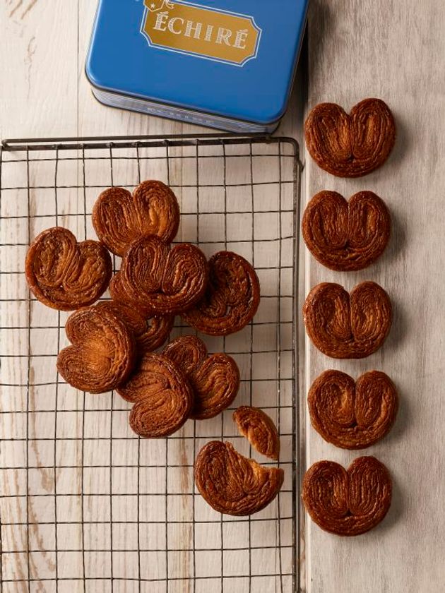 フランス産発酵バター「エシレ」専門店
大阪の『エシレ・マルシェ オ ブール』より
ハート型の焼菓子「パルミエ・エシレ」新発売
