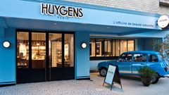 ブルーが印象的なHUYGENS TOKYO