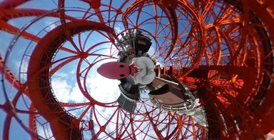 フットタウン屋上でTHETAを使って撮影