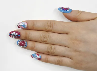 勝利の女神ネイル