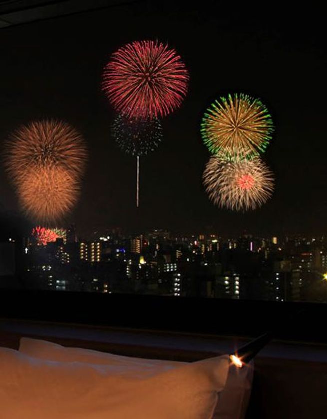 レム新大阪から望む　なにわの夏の風物詩
「なにわ淀川花火大会　観賞宿泊プラン（8月5日（土）開催）」
6月1日（木）午前10時より予約受付開始