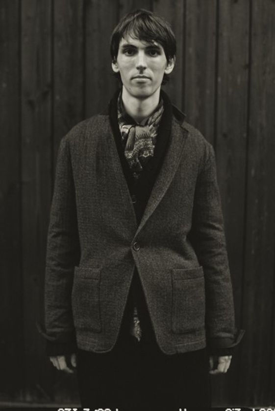 “ファッションは、自由であれ！”
EarldomとFACTOTUMが出会い生まれた、
新感覚のネックウェア2017A/Wコレクション
6月1日よりサイトで公開！