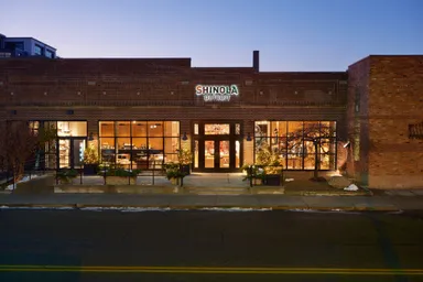 シャイノラ・デトロイト直営店