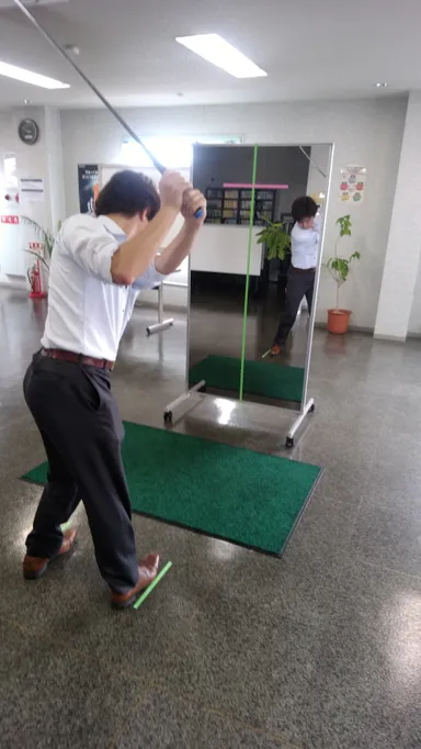 スイングチェック横 1