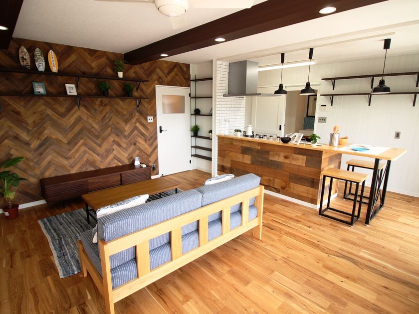 不動産仲介・建設・リフォームをワンストップで手掛けるウスイホームが提供する
リノベーションマンション展示場
６／１０オープン